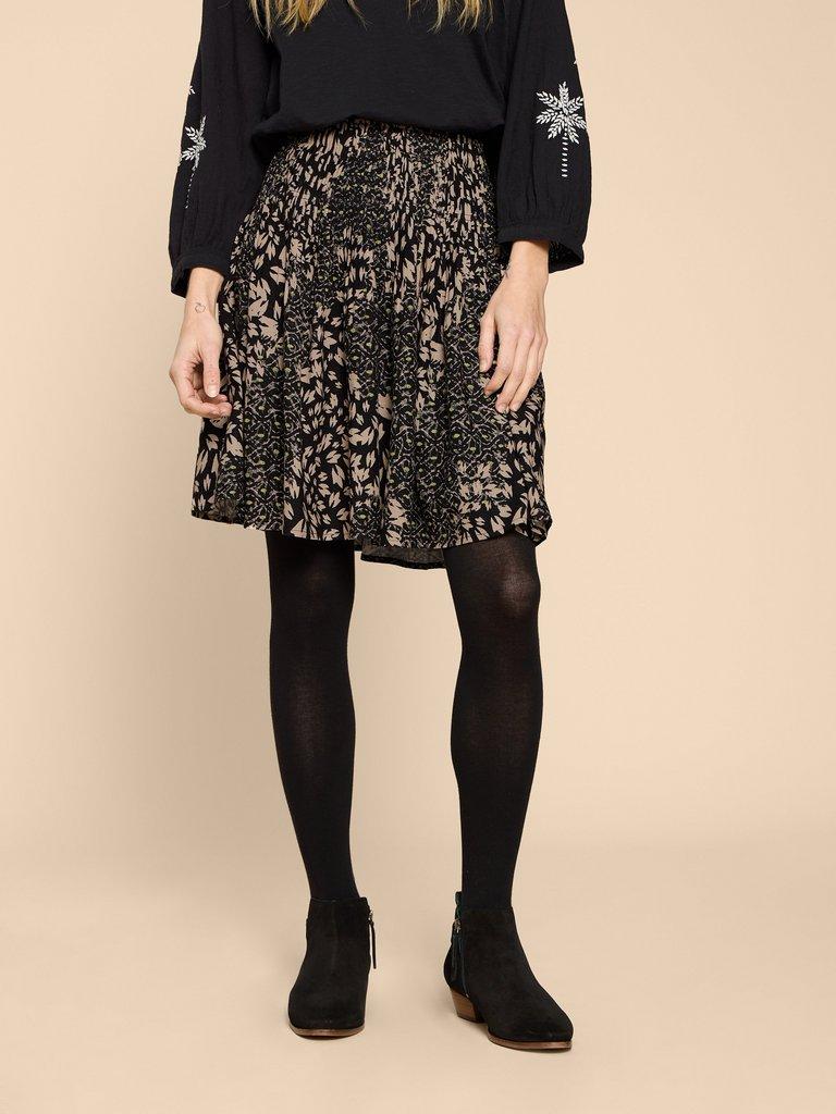 Ari Eco Vero Skirt in BLK MLT - MODEL FRONT