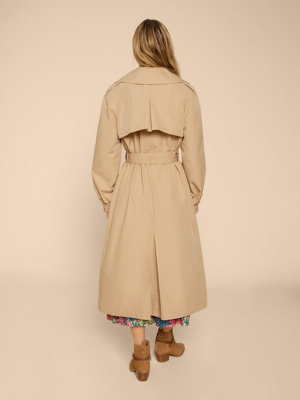 Finley Trench Coat in LGT NAT - MODEL BACK