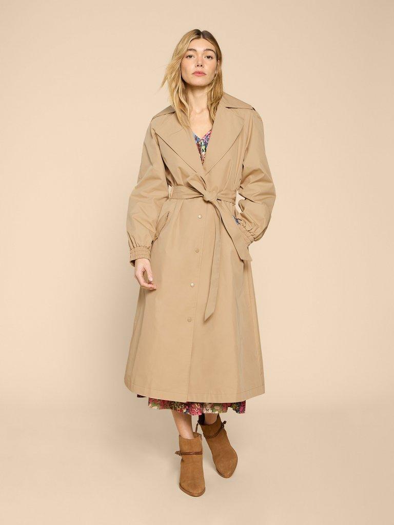 Finley Trench Coat in LGT NAT - MODEL DETAIL