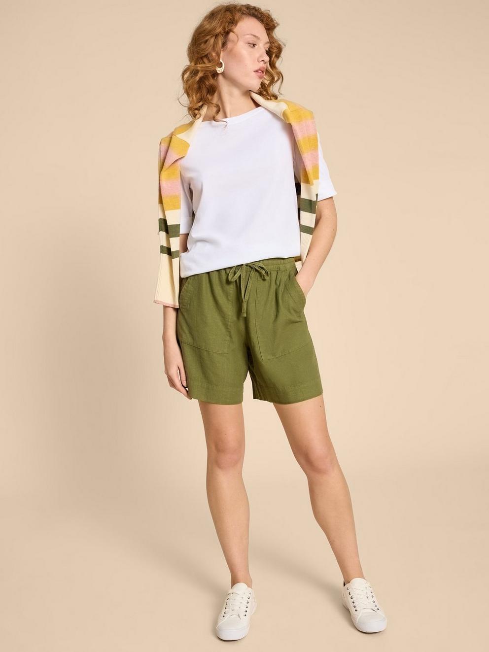 Elle Linen Blend Short in DK GREEN - LIFESTYLE