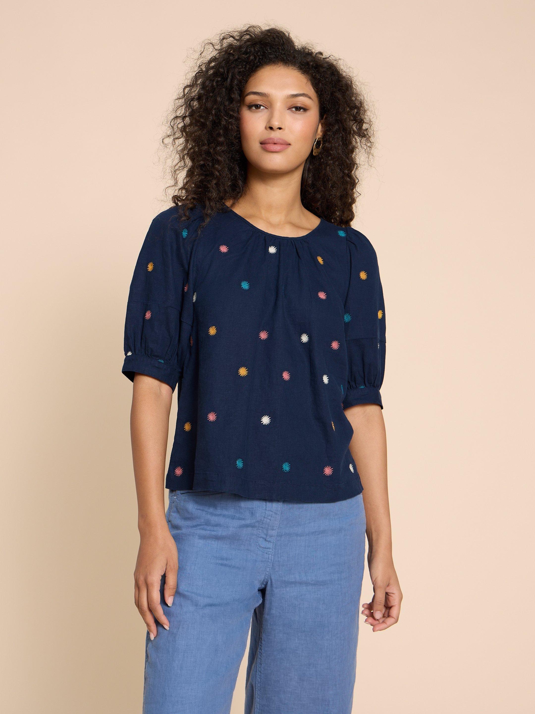 Shelly Linen Blend Top in NAVY MULTI - LIFESTYLE