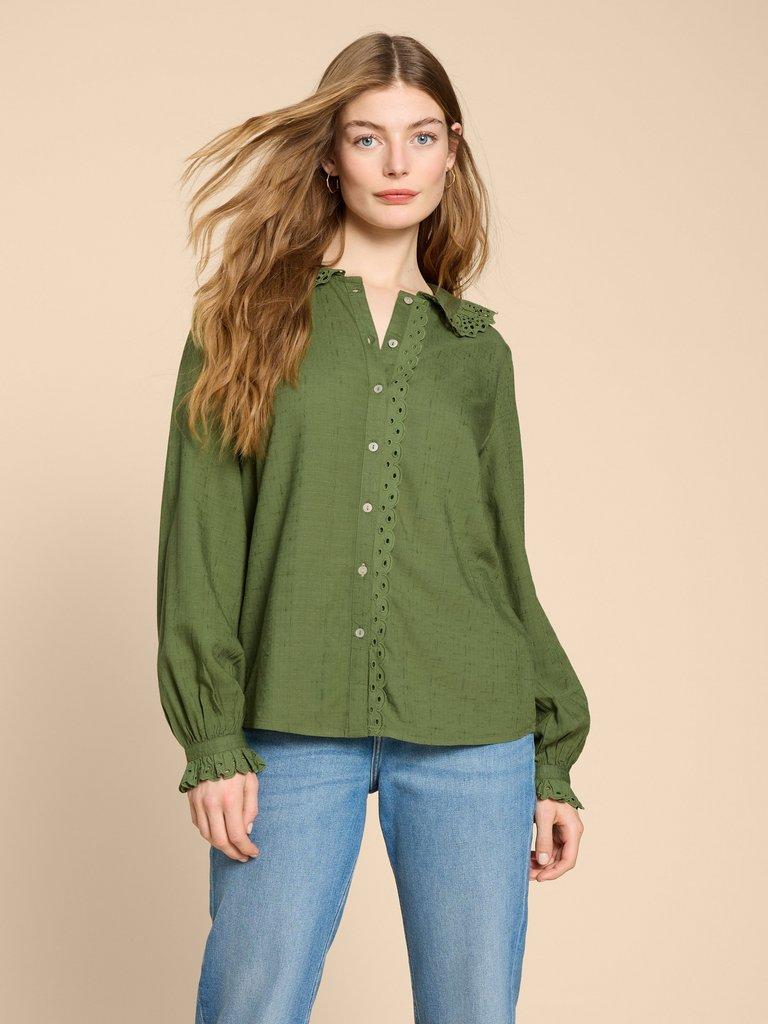 Lara Broderie Shirt in MID GREEN - LIFESTYLE