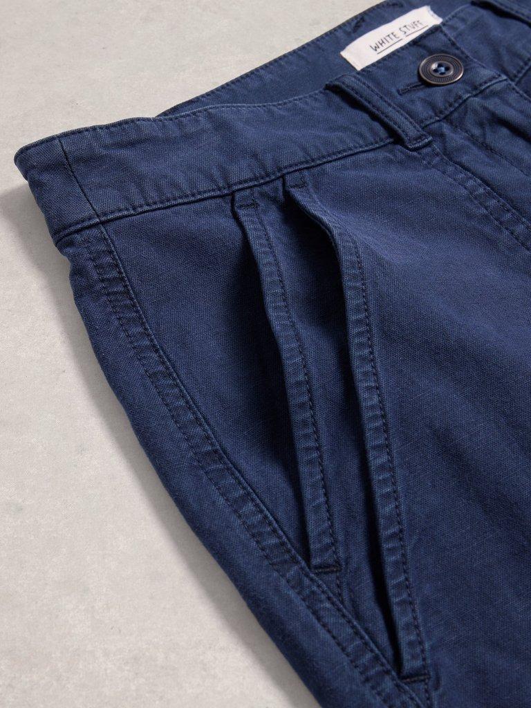 Twister Chino Trouser in DARK NAVY - FLAT DETAIL