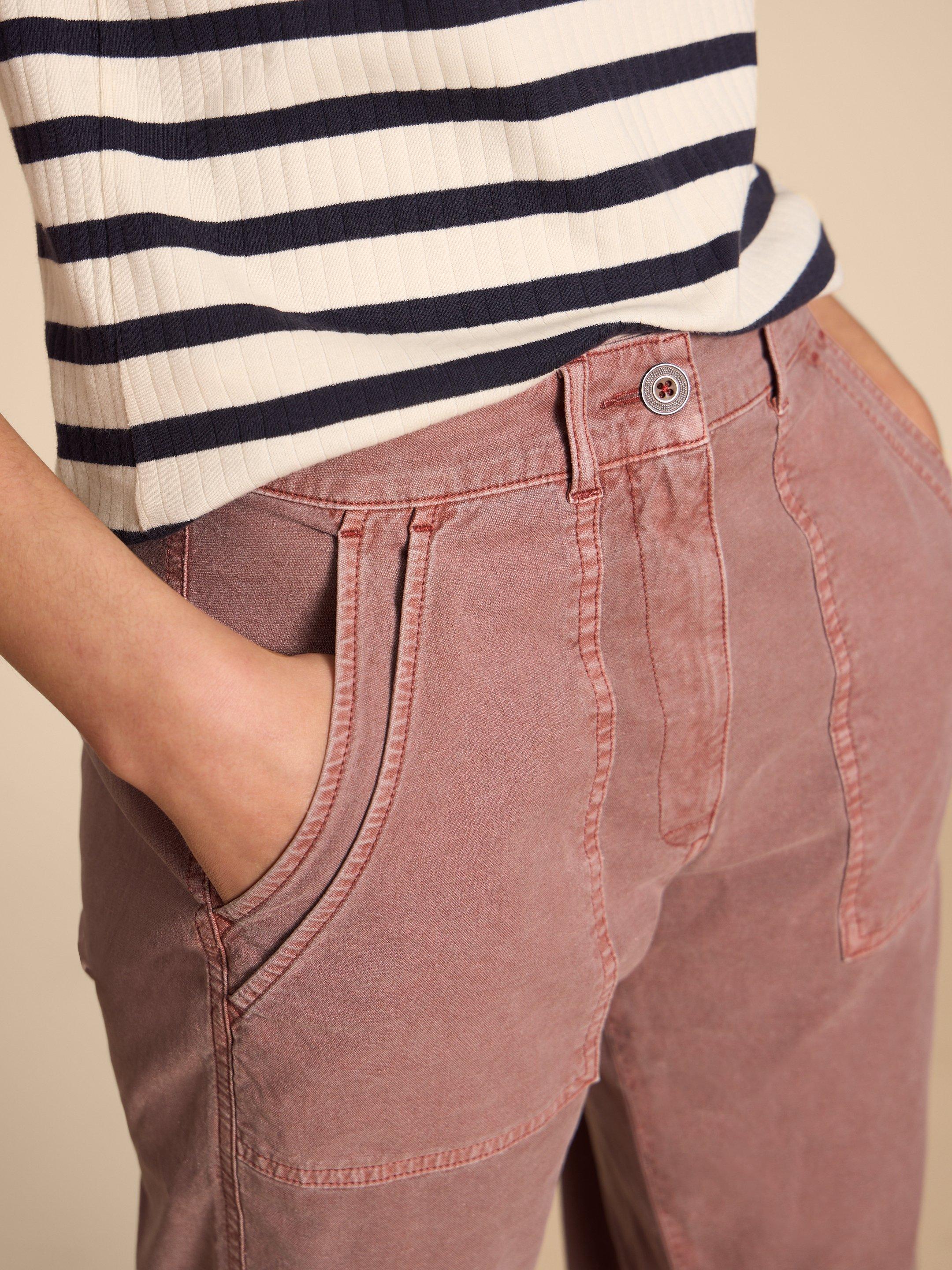 Twister Chino Trouser in DUS PINK - MODEL DETAIL