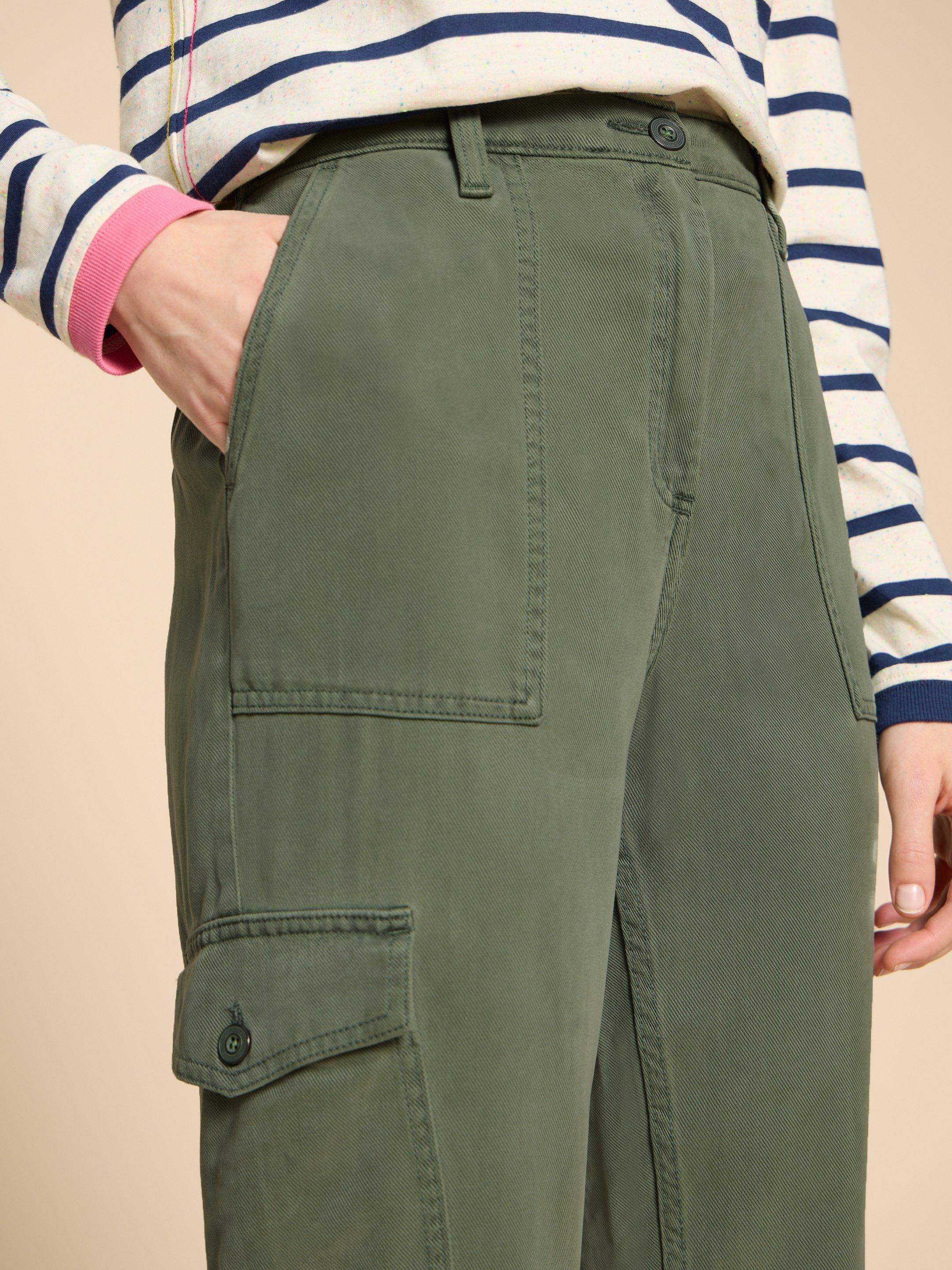 Arlo Tencel Cargo Trouser in MID GREEN - MODEL DETAIL