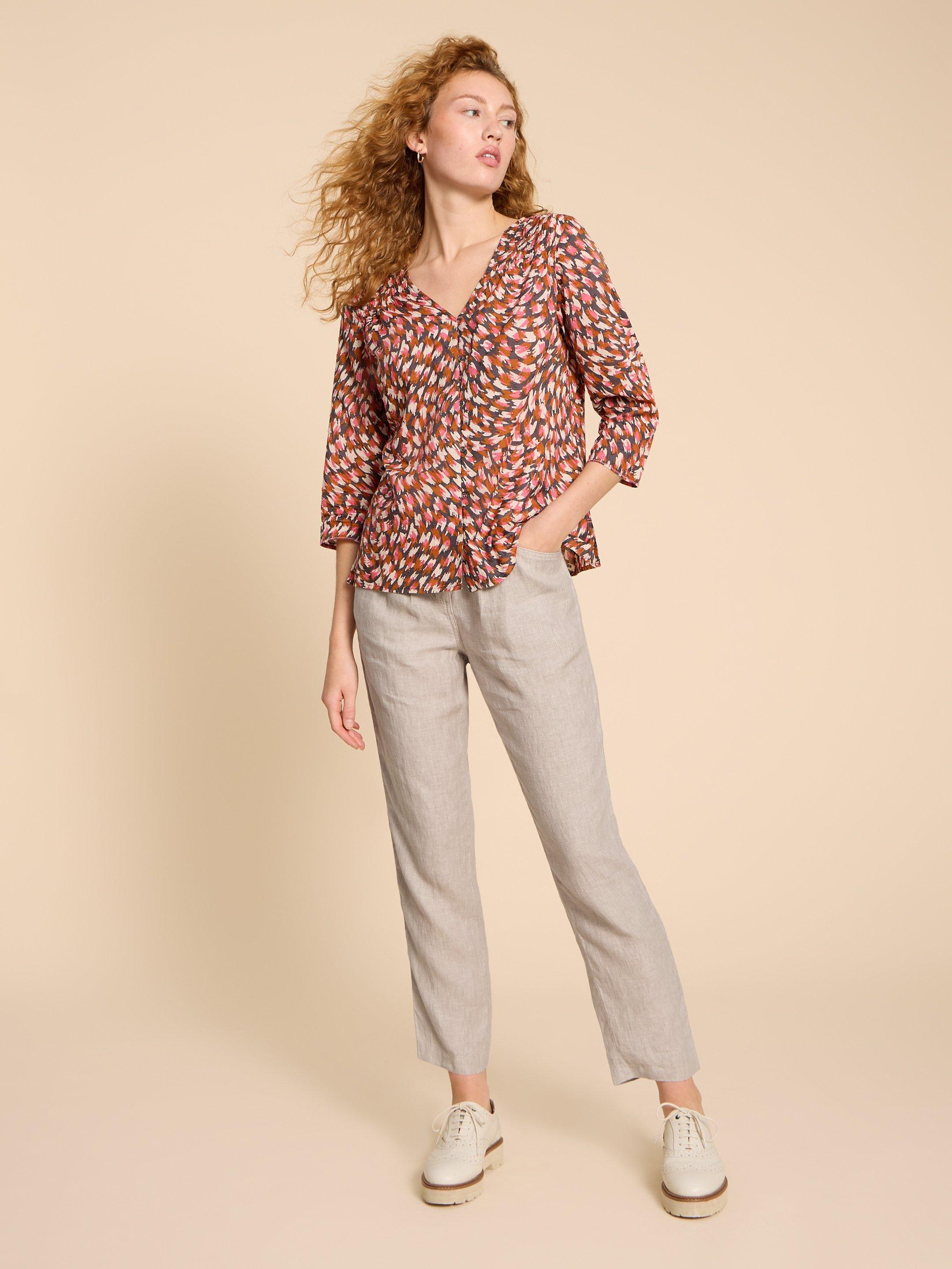 Linen Rowena Trousers in LGT NAT - LIFESTYLE