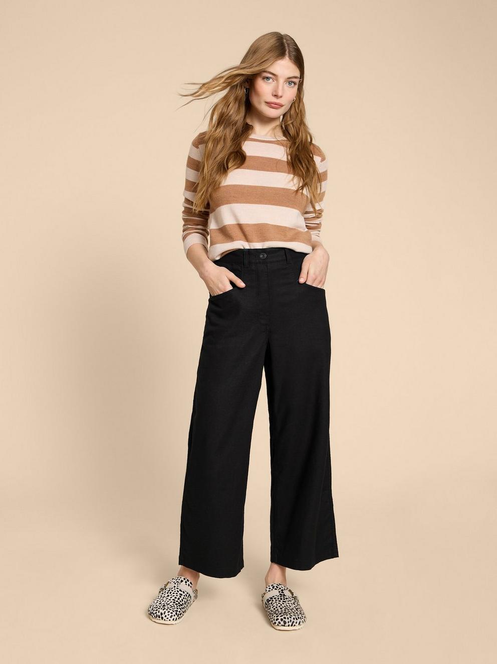 Harper Linen Blend Trouser in PURE BLK - LIFESTYLE