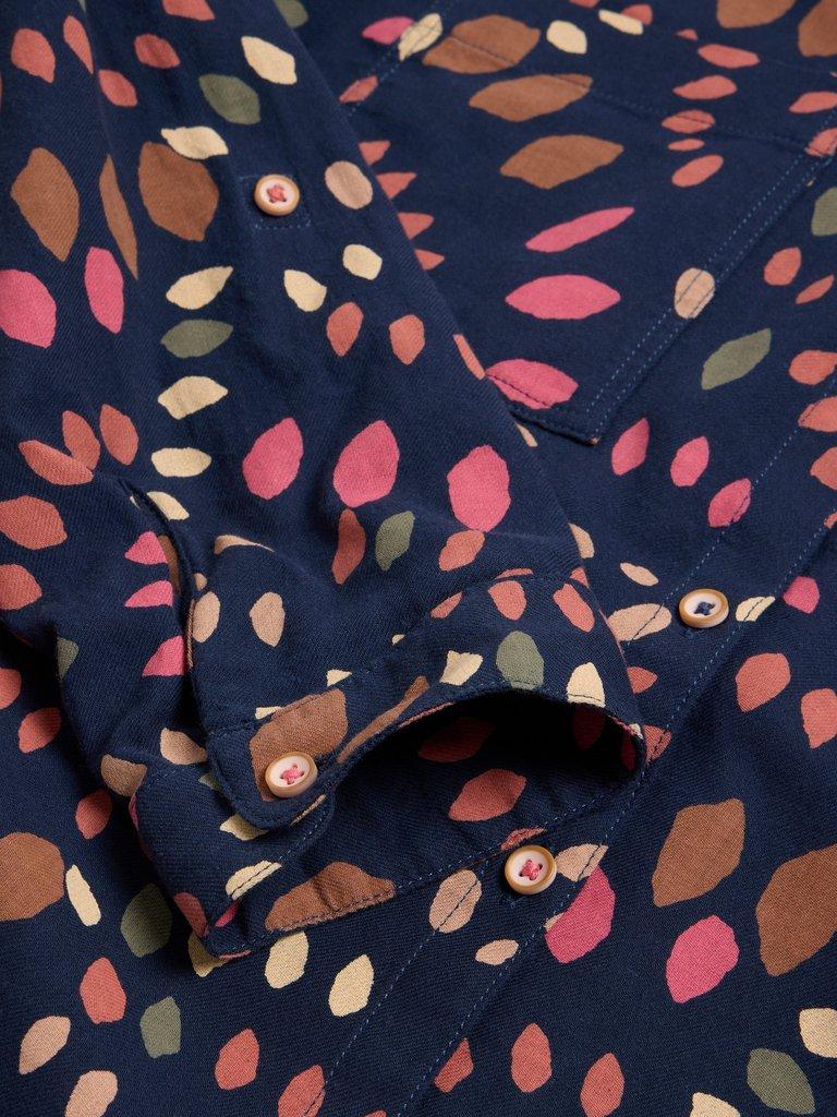 SOPHIE PRINTED ORGANIC SHIRT in NAVY MULTI - FLAT DETAIL