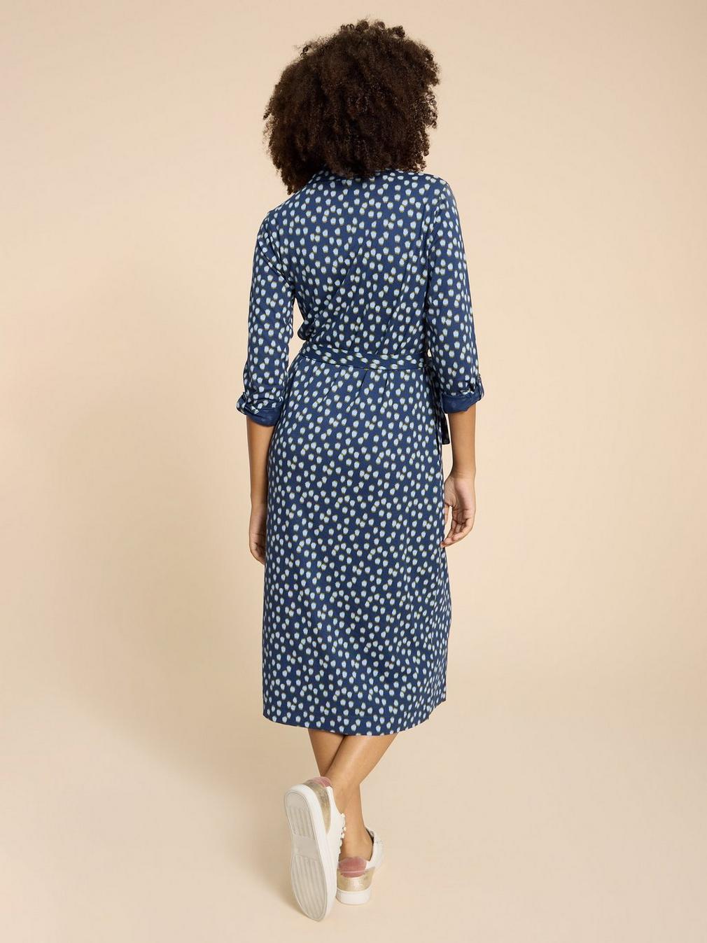 Annie Jersey Shirt Dress in NAVY PR - MODEL BACK