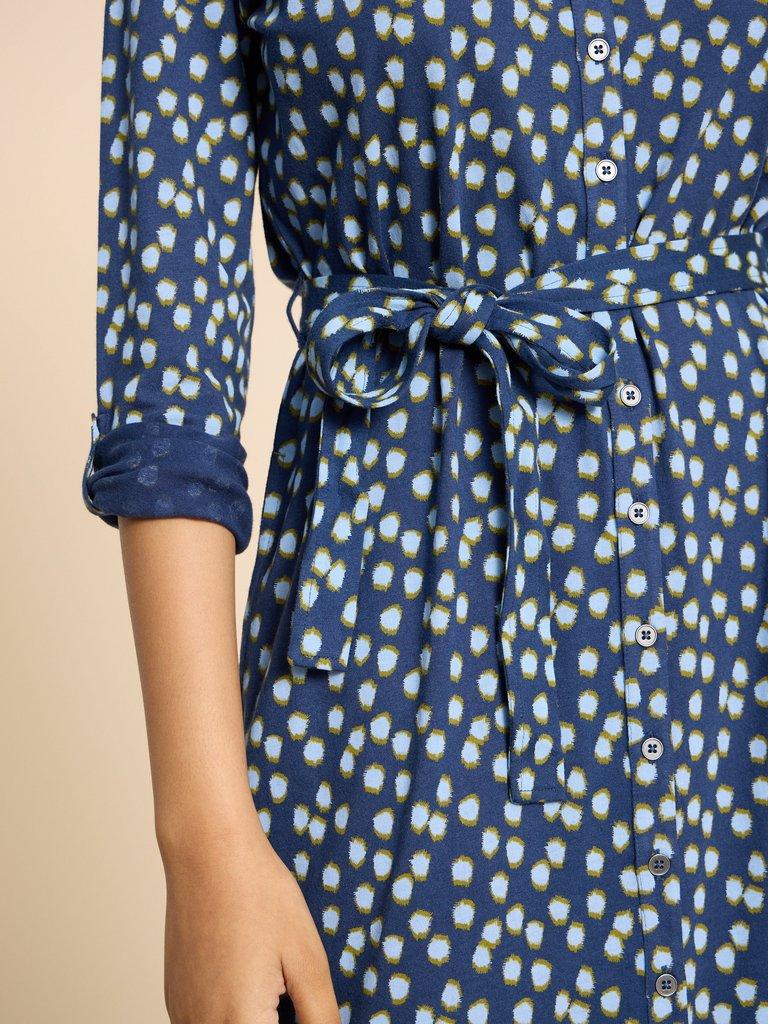 Annie Jersey Shirt Dress in NAVY PR - MODEL DETAIL