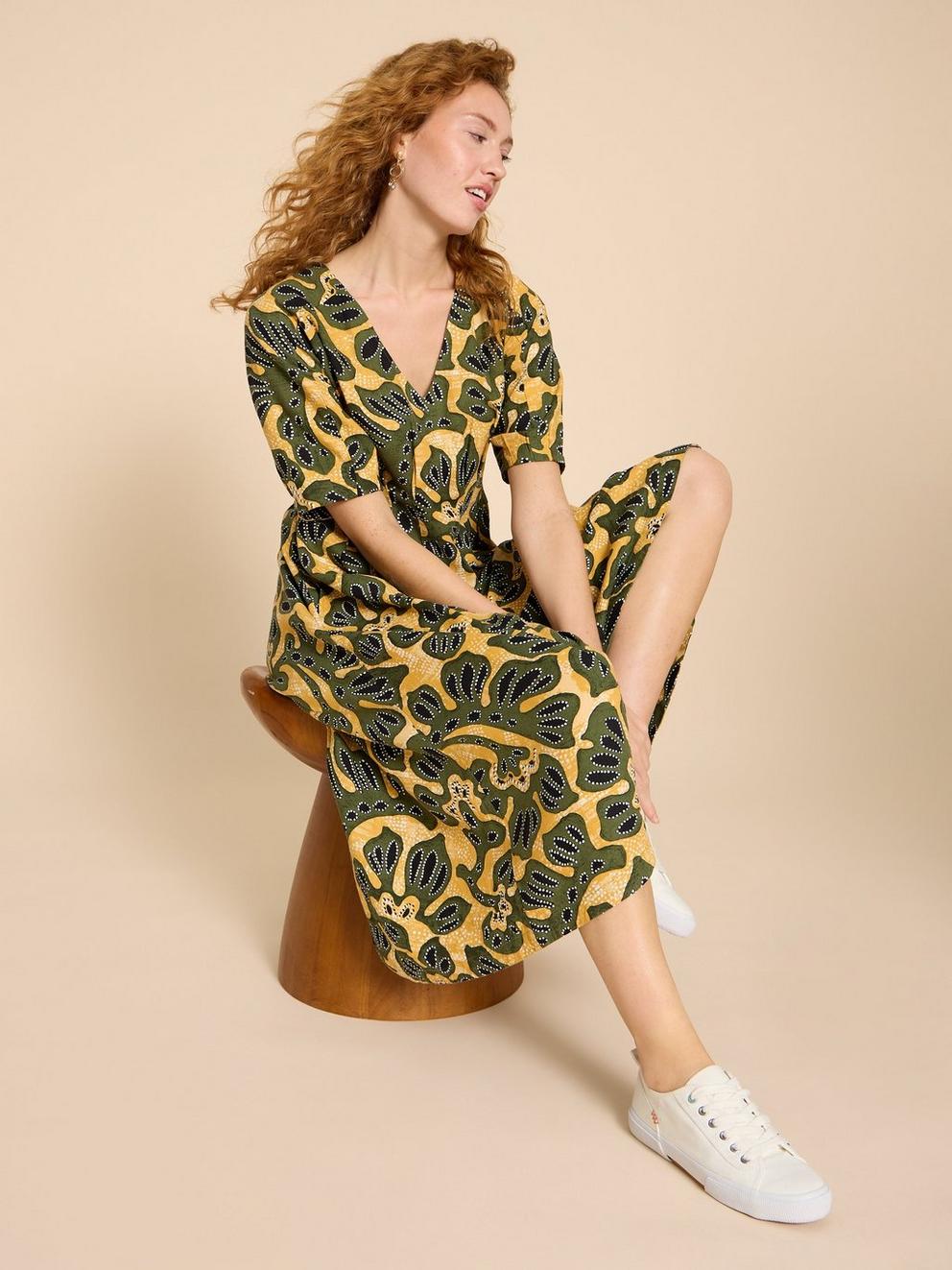 Kate Linen Blend Dress in CHART PR - LIFESTYLE