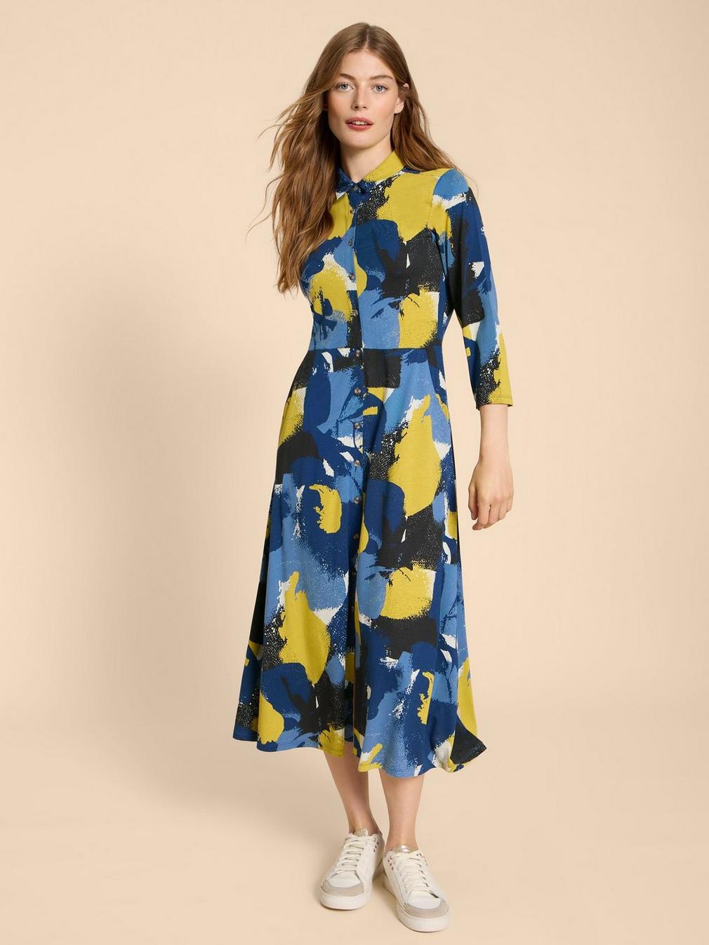 Rua Print Shirt Dress in BLUE PR - MODEL DETAIL