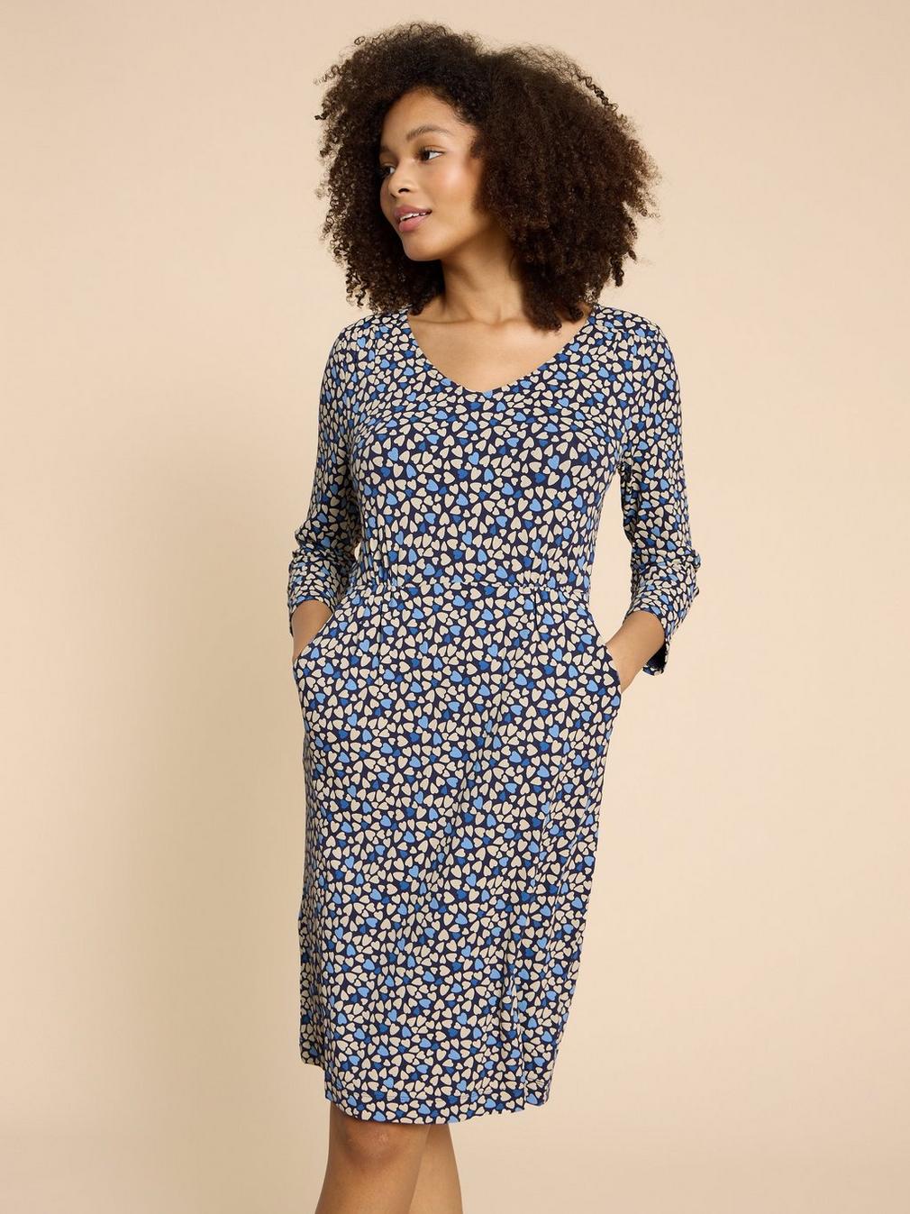 Tallie Printed Dress in BLUE PR - MODEL DETAIL