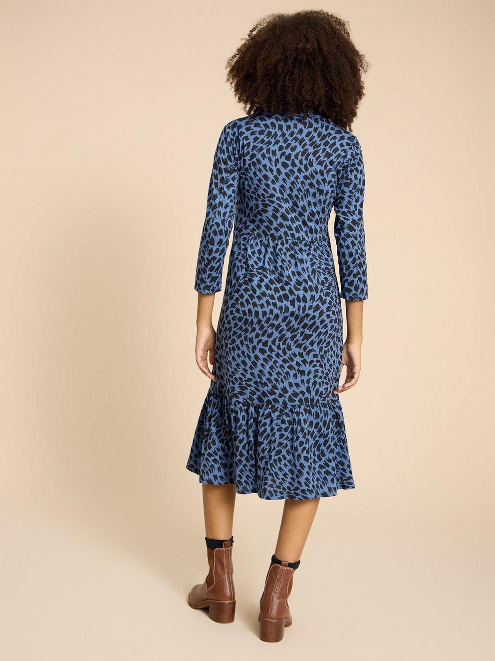 Naya Print Jersey Dress in BLUE PR - MODEL BACK