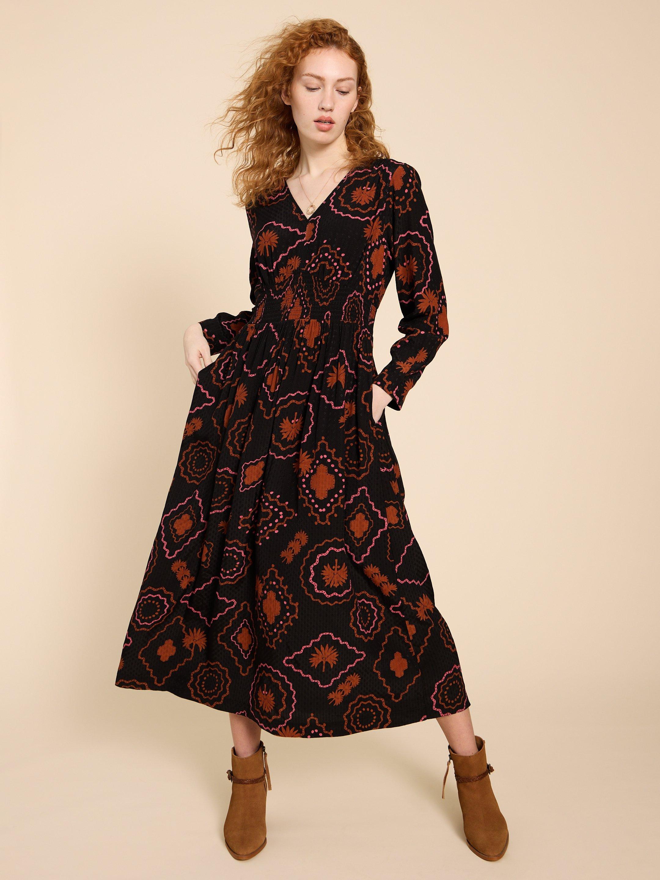 Edie Eco Vero Maxi Dress in BLK PR - MODEL DETAIL