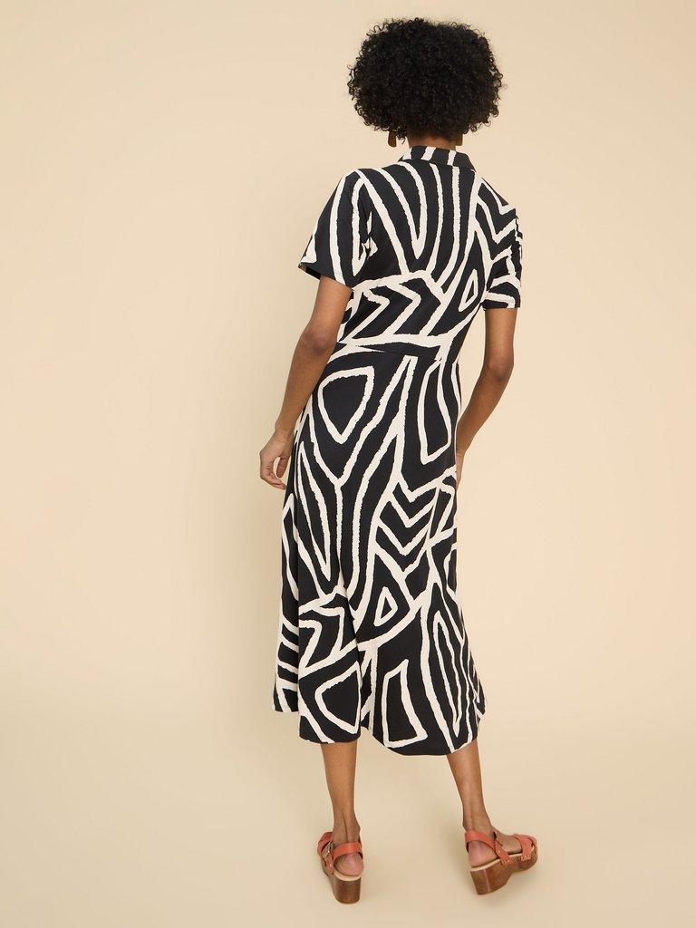 Rua Jersey Print Midi Dress in BLK MLT - MODEL BACK