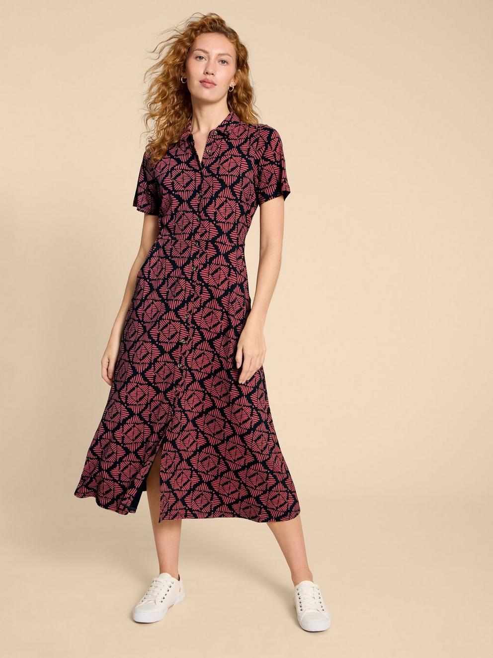 Rua Jersey Print Midi Dress in PINK PR - MODEL FRONT