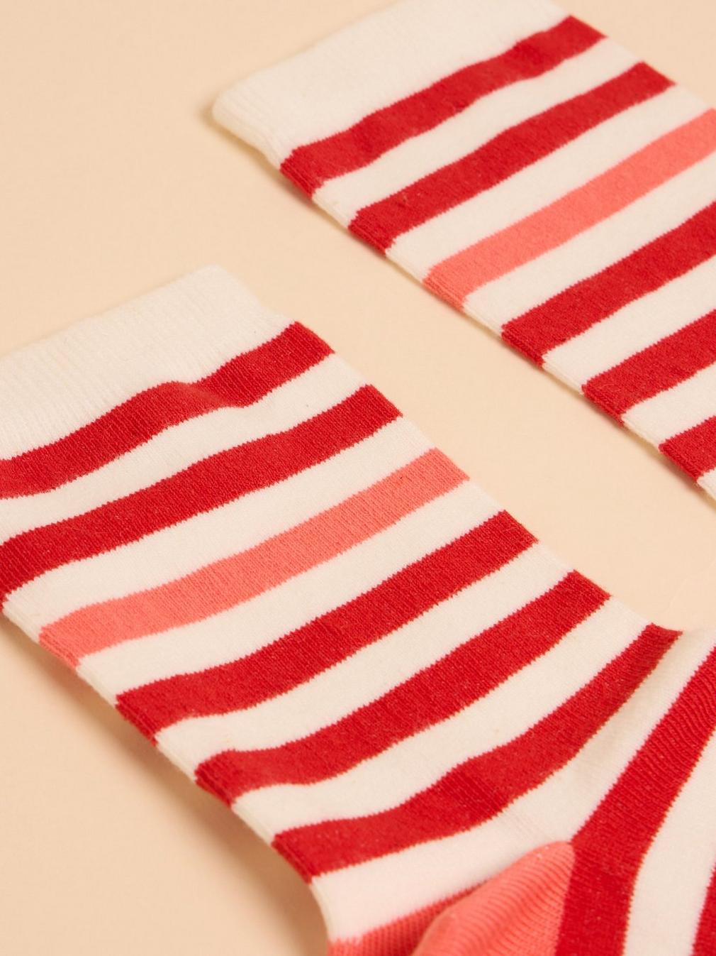 Stripe Patterned Ankle Socks in CORAL MLT - FLAT FRONT