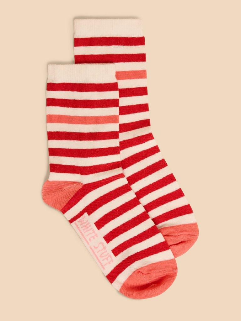 Stripe Patterned Ankle Socks in CORAL MLT - MODEL FRONT