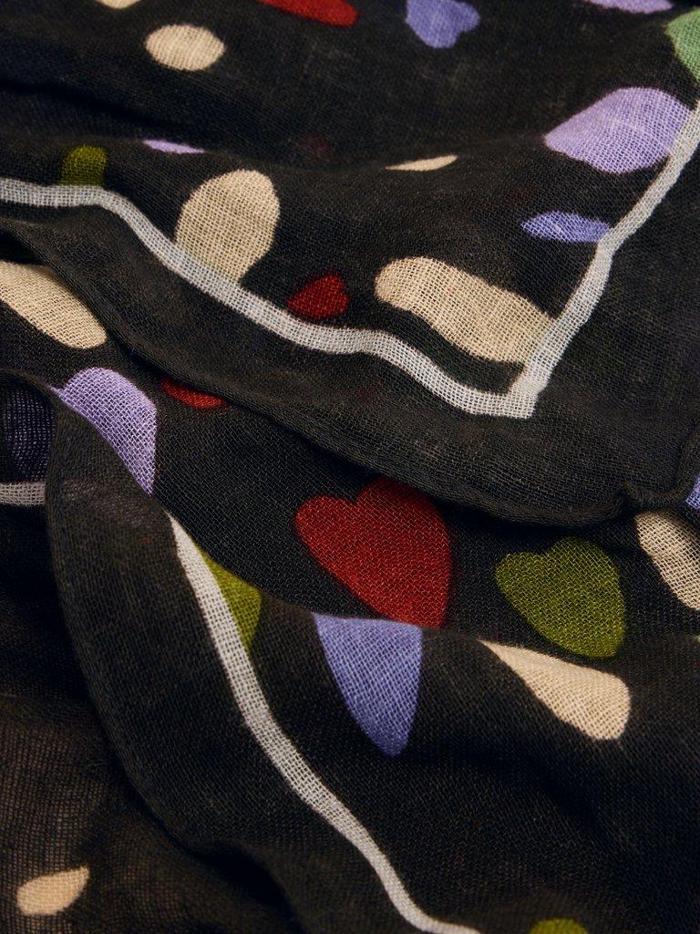 Scattered Heart Scarf in BLK PR - FLAT DETAIL