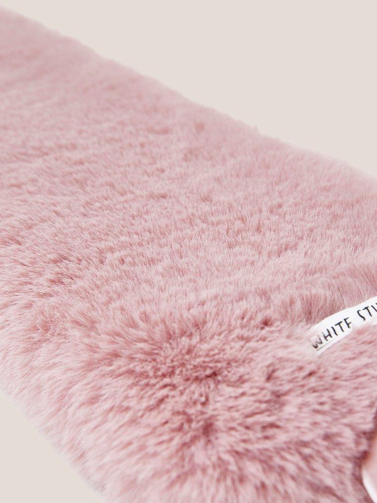 Long Hot Water Bottle in DUS PINK - FLAT DETAIL