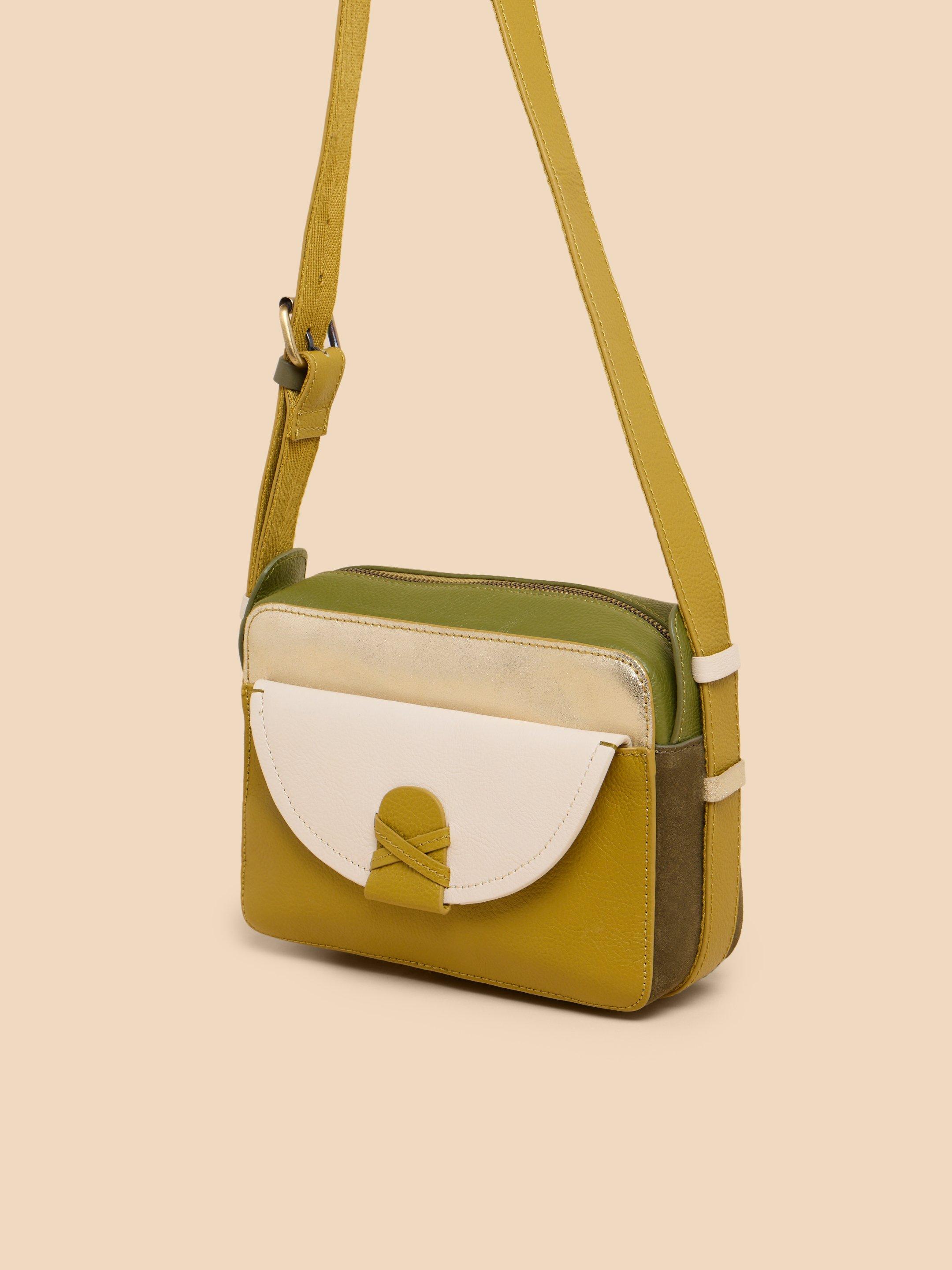 Leather Lola Camera Bag in GREEN MLT - FLAT FRONT