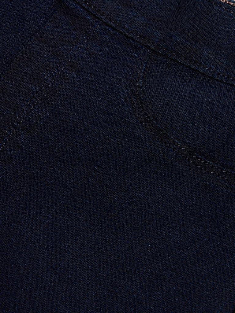 Janey Jegging in DK DENIM - FLAT DETAIL