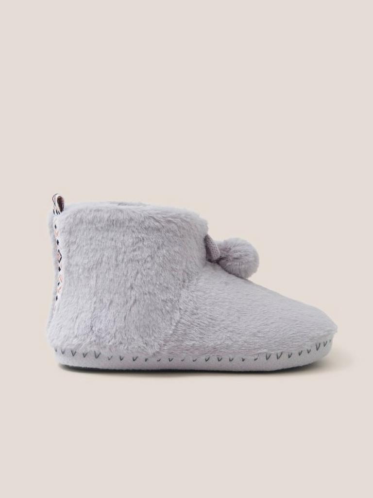 Faux Fur Bootie Slipper in LGT GREY - MODEL FRONT