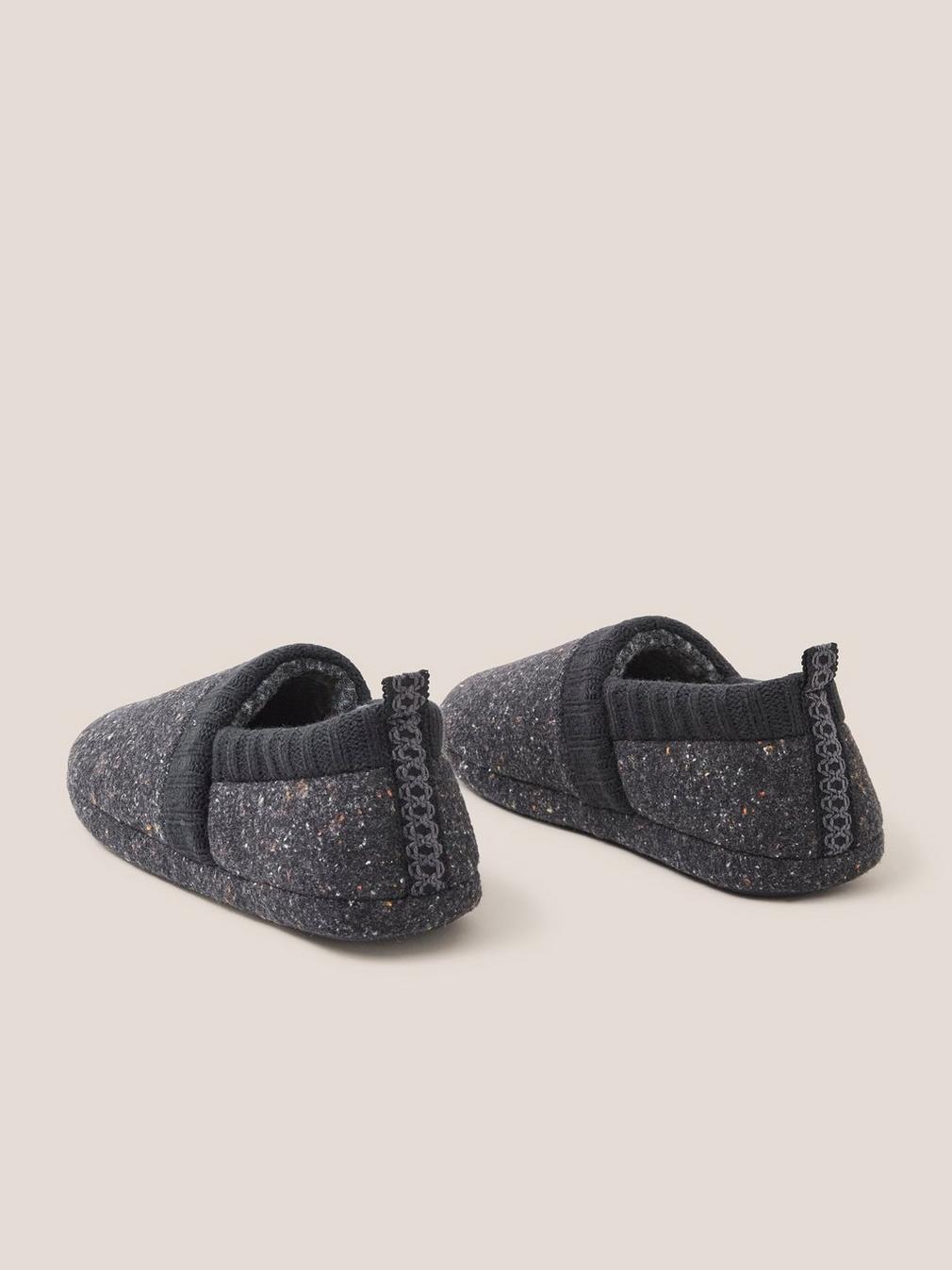 Neppy Closed Back Slipper in CHARC GREY - FLAT BACK