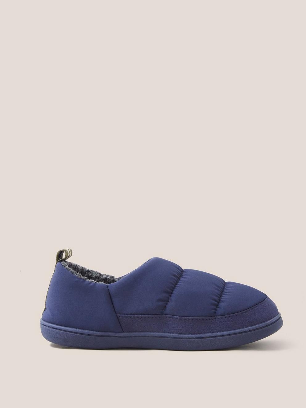 Nylon Puffer Slippers in DARK NAVY - MODEL FRONT
