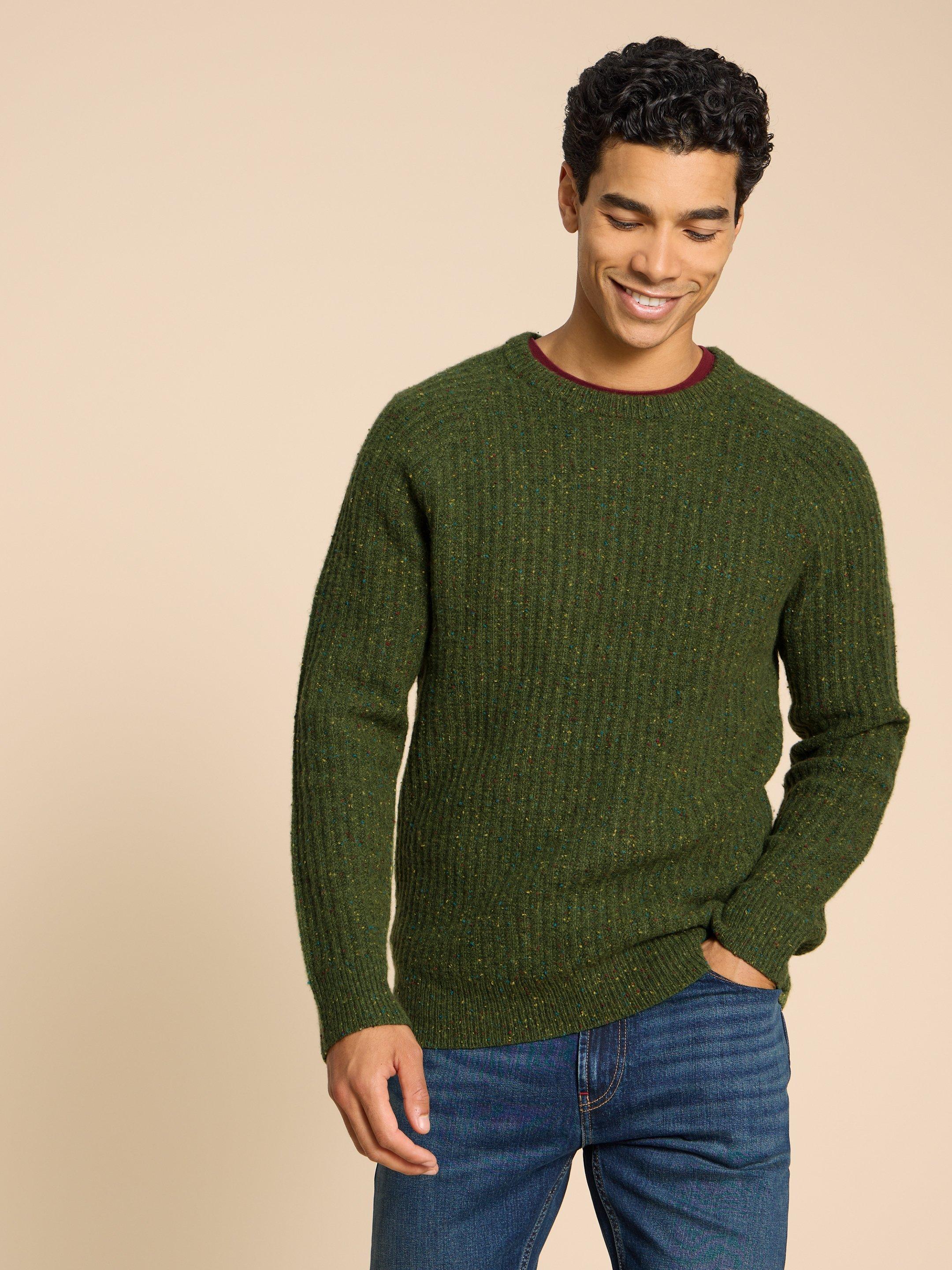 Chunky Crew Neck Jumper in DEEP GRN - MODEL DETAIL