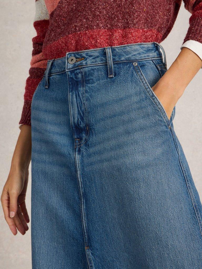 Allie Denim Midi Skirt in LGT DENIM - MODEL DETAIL