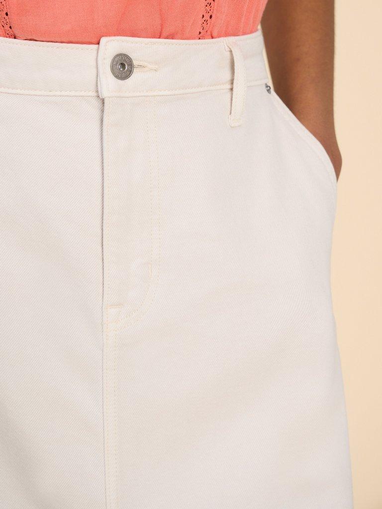 Allie Denim Midi Skirt in LGT NAT - MODEL DETAIL