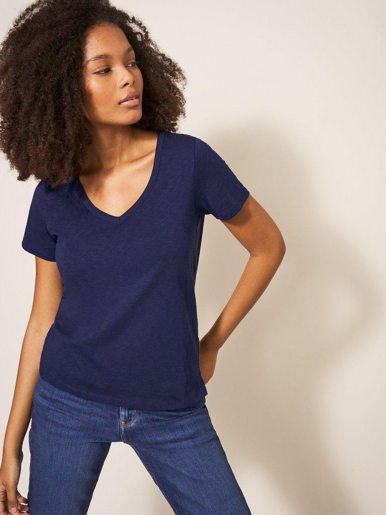 NATALIE V NECK TEE in DARK NAVY - MODEL DETAIL