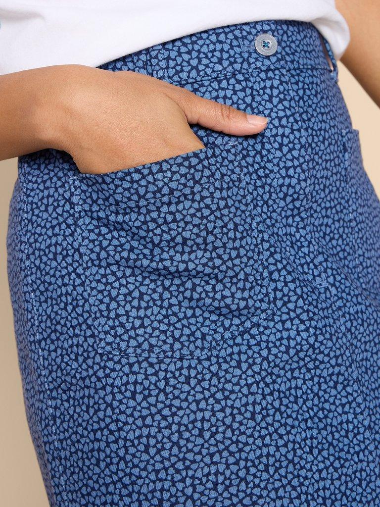 Melody Twill Skirt in BLUE PR - MODEL DETAIL