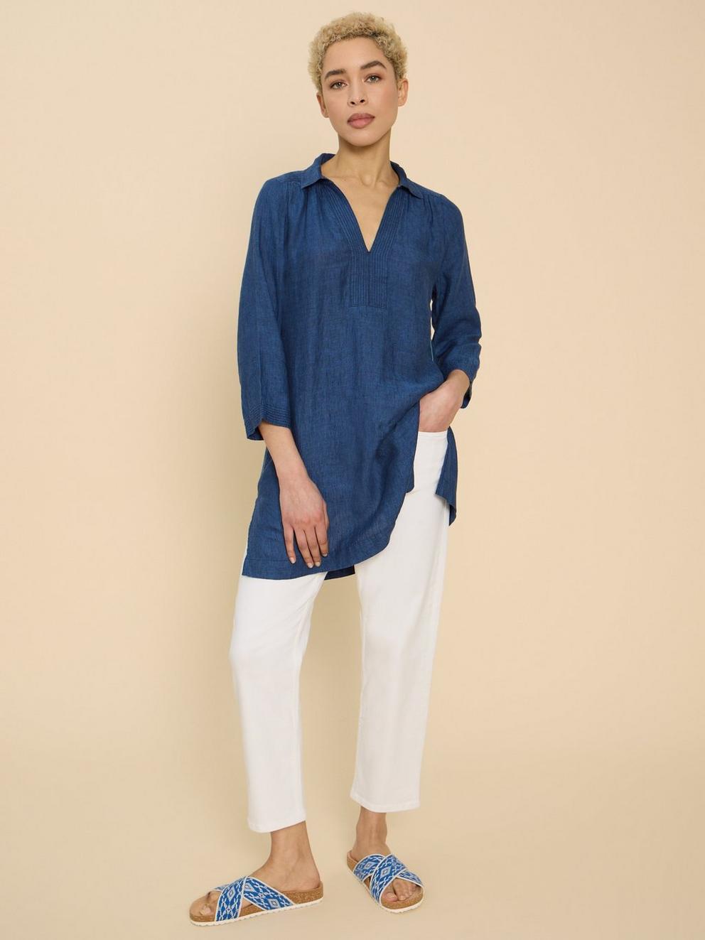 Blaire Linen Tunic in DARK NAVY - MODEL FRONT