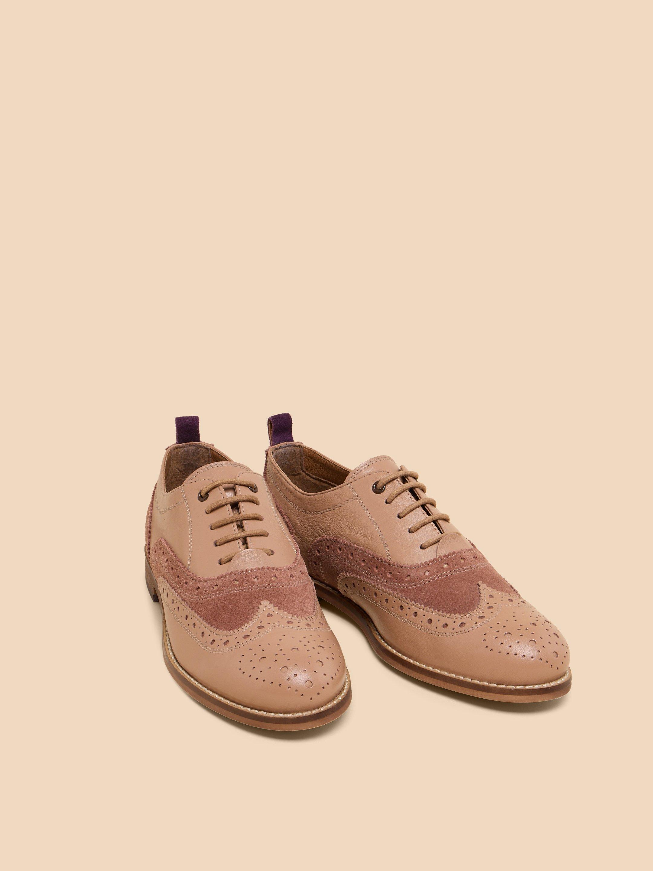 Thistle Lace Up Leather Brogue in MID PINK - FLAT FRONT