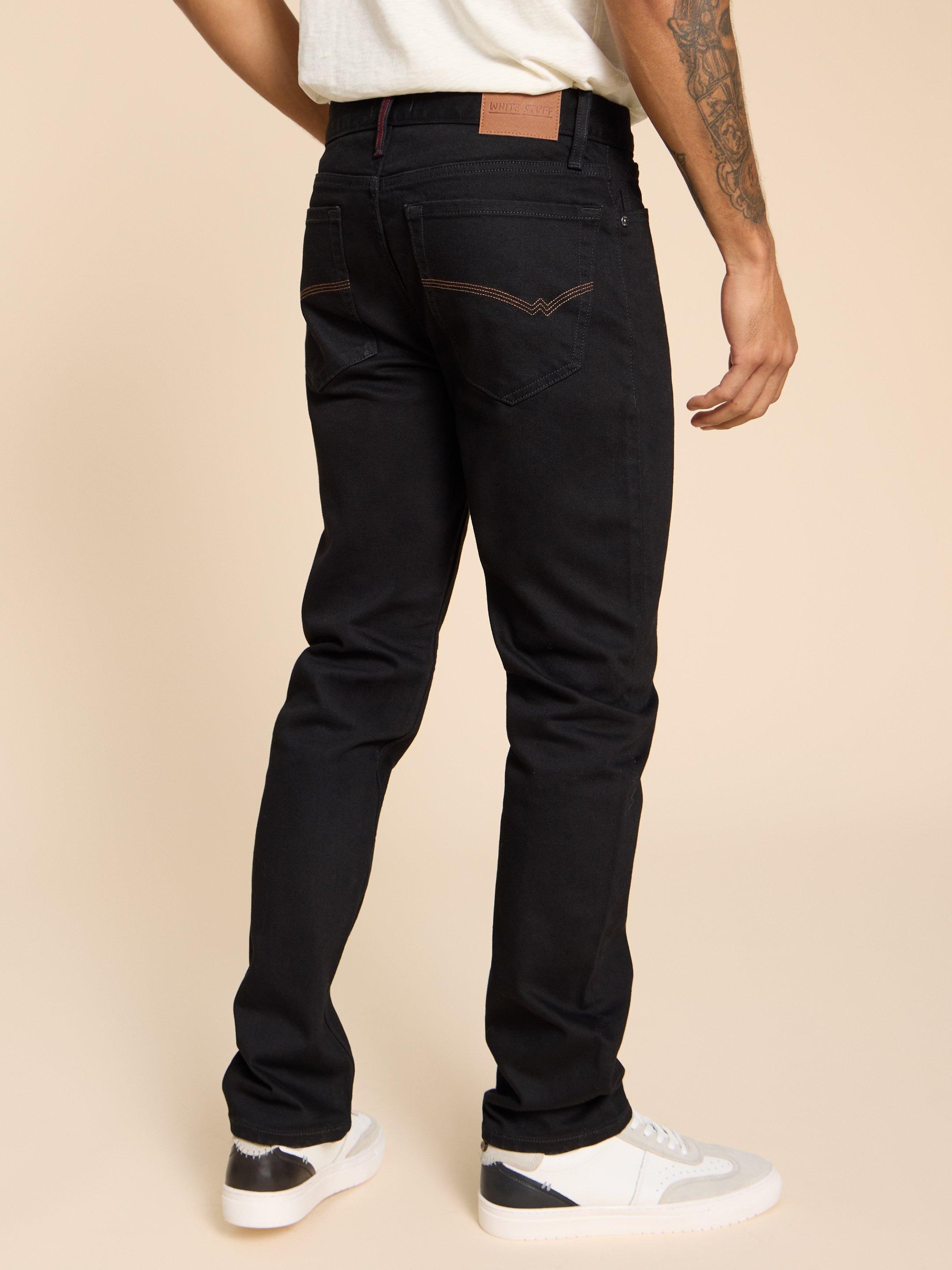 Eastwood Straight Jean in PURE BLK - MODEL BACK