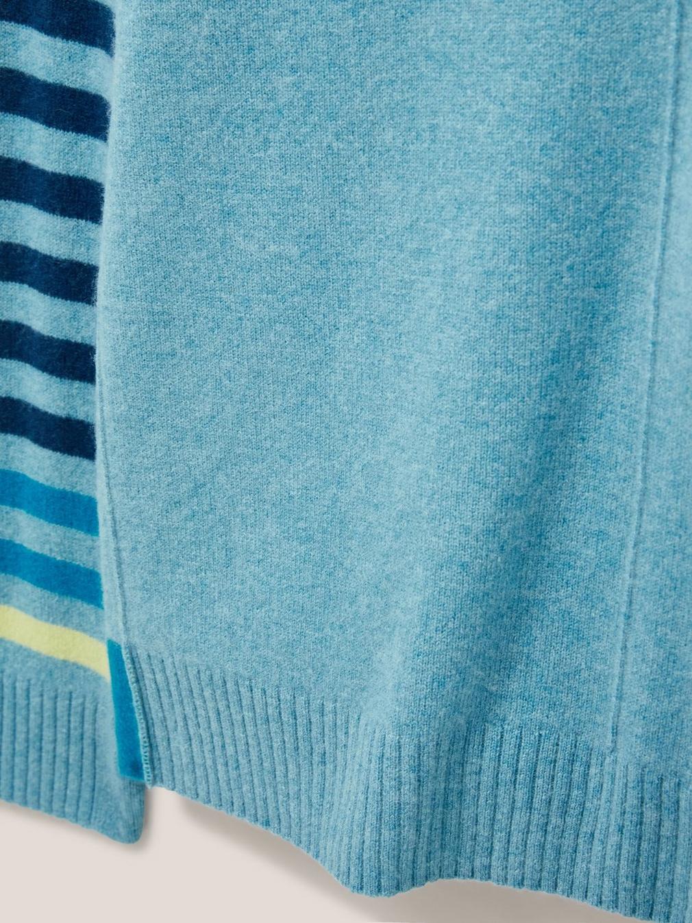 CLARA CASHMERE JUMPER in BLUE MLT - FLAT DETAIL