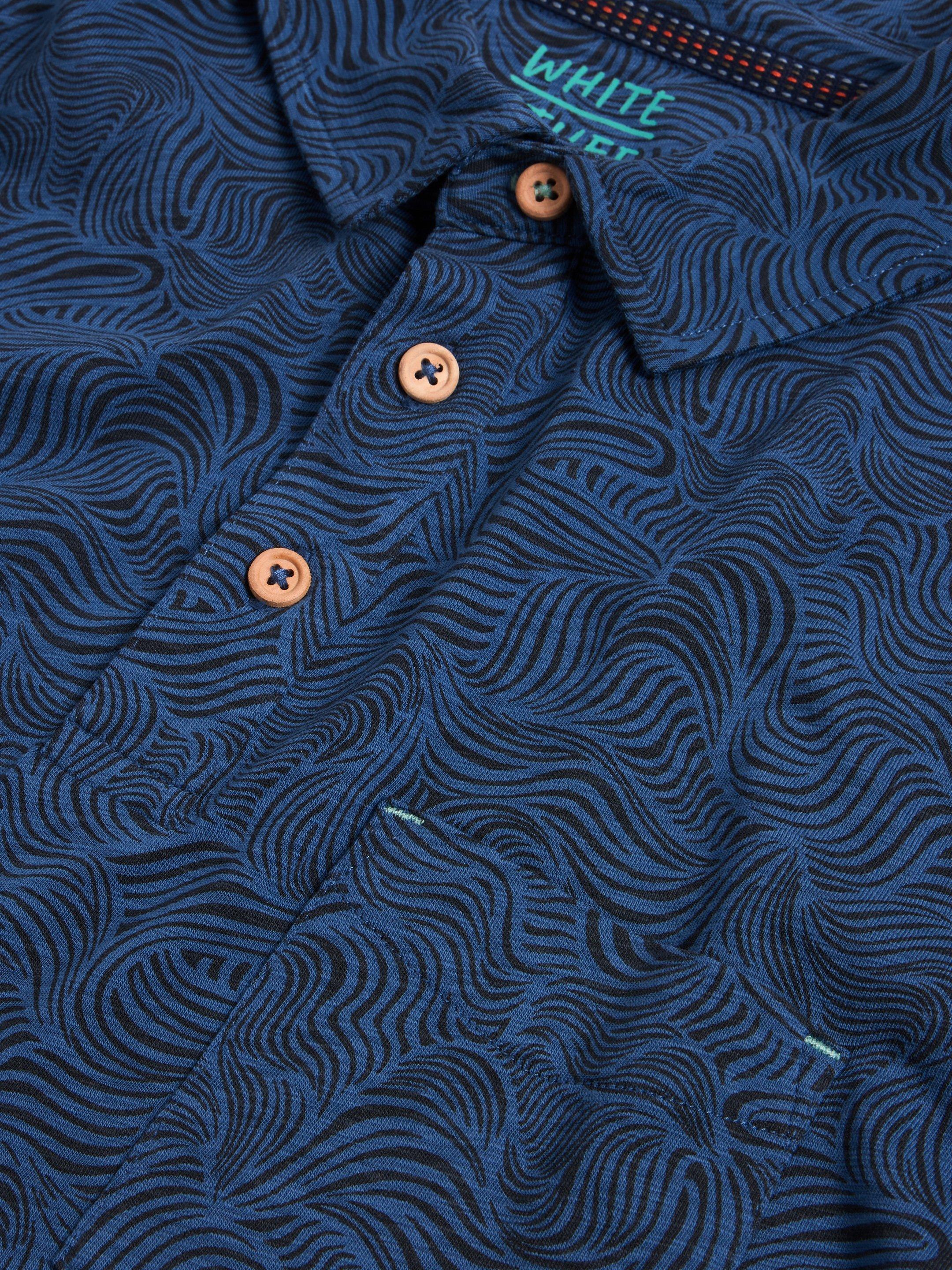 Waves Printed Polo in NAVY PR - FLAT DETAIL