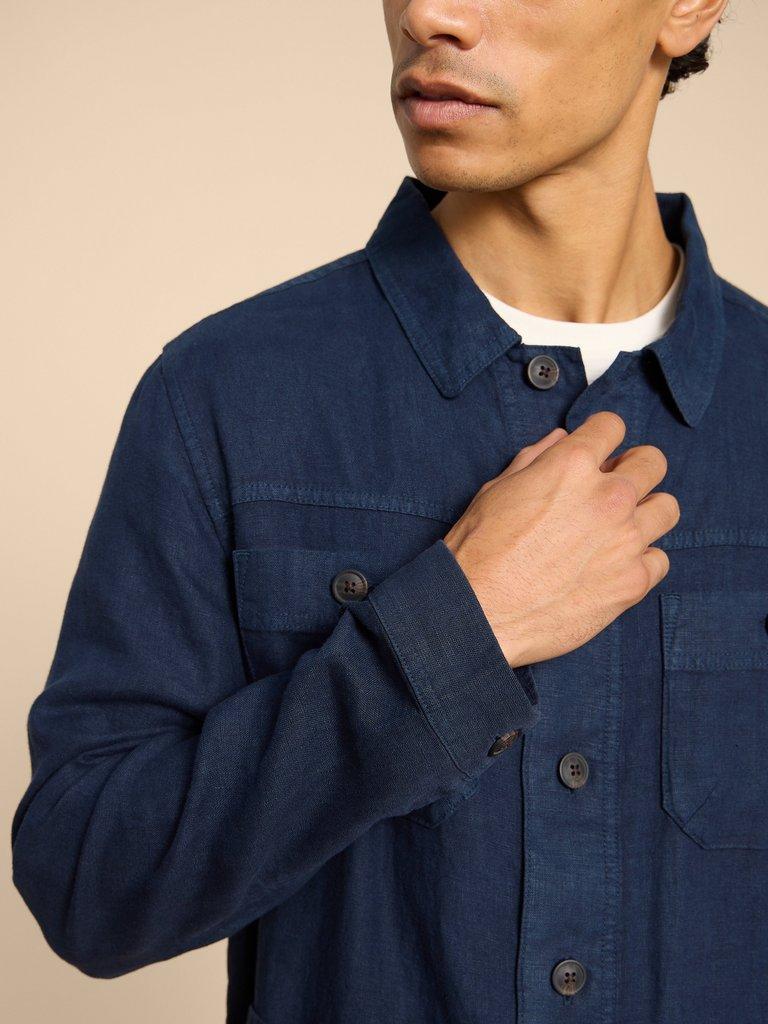 Linen Chore Jacket in DARK NAVY - MODEL DETAIL