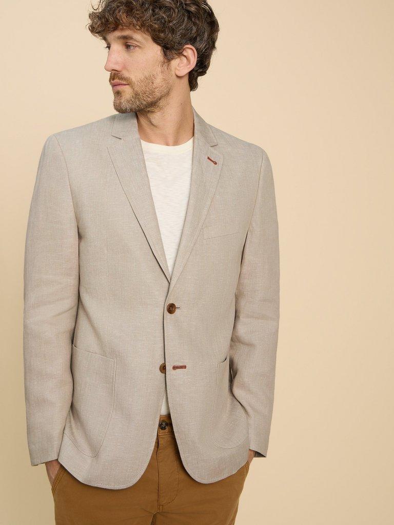 Linen Blazer in NAT WHITE - LIFESTYLE