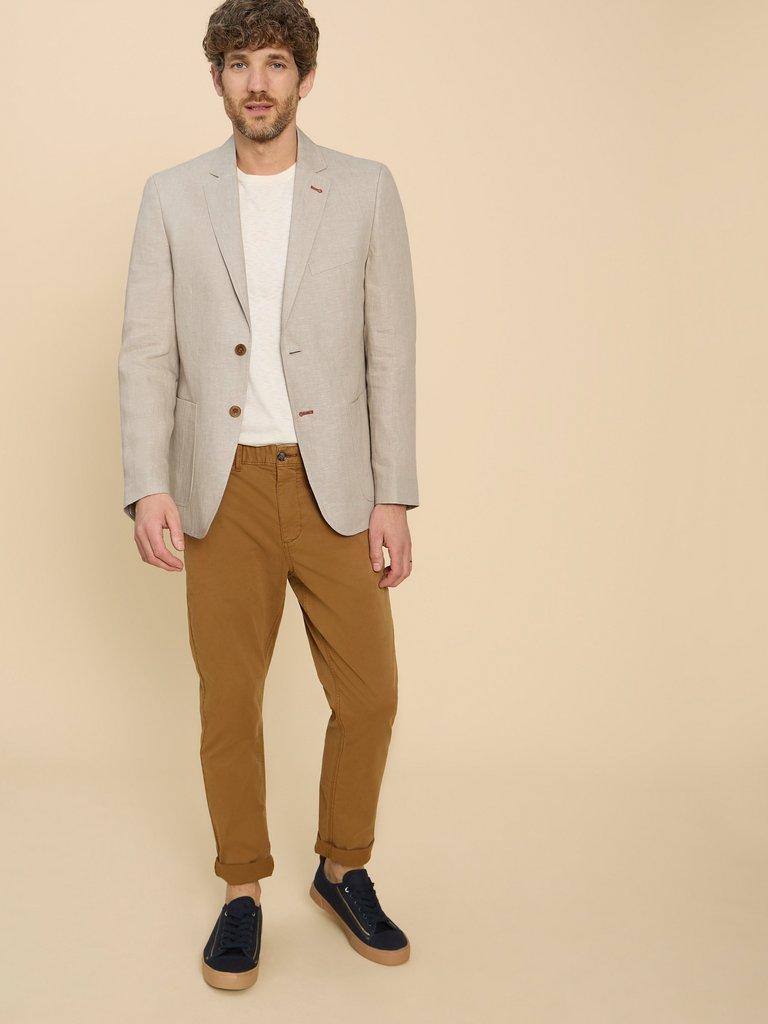 Linen Blazer in NAT WHITE - MODEL FRONT