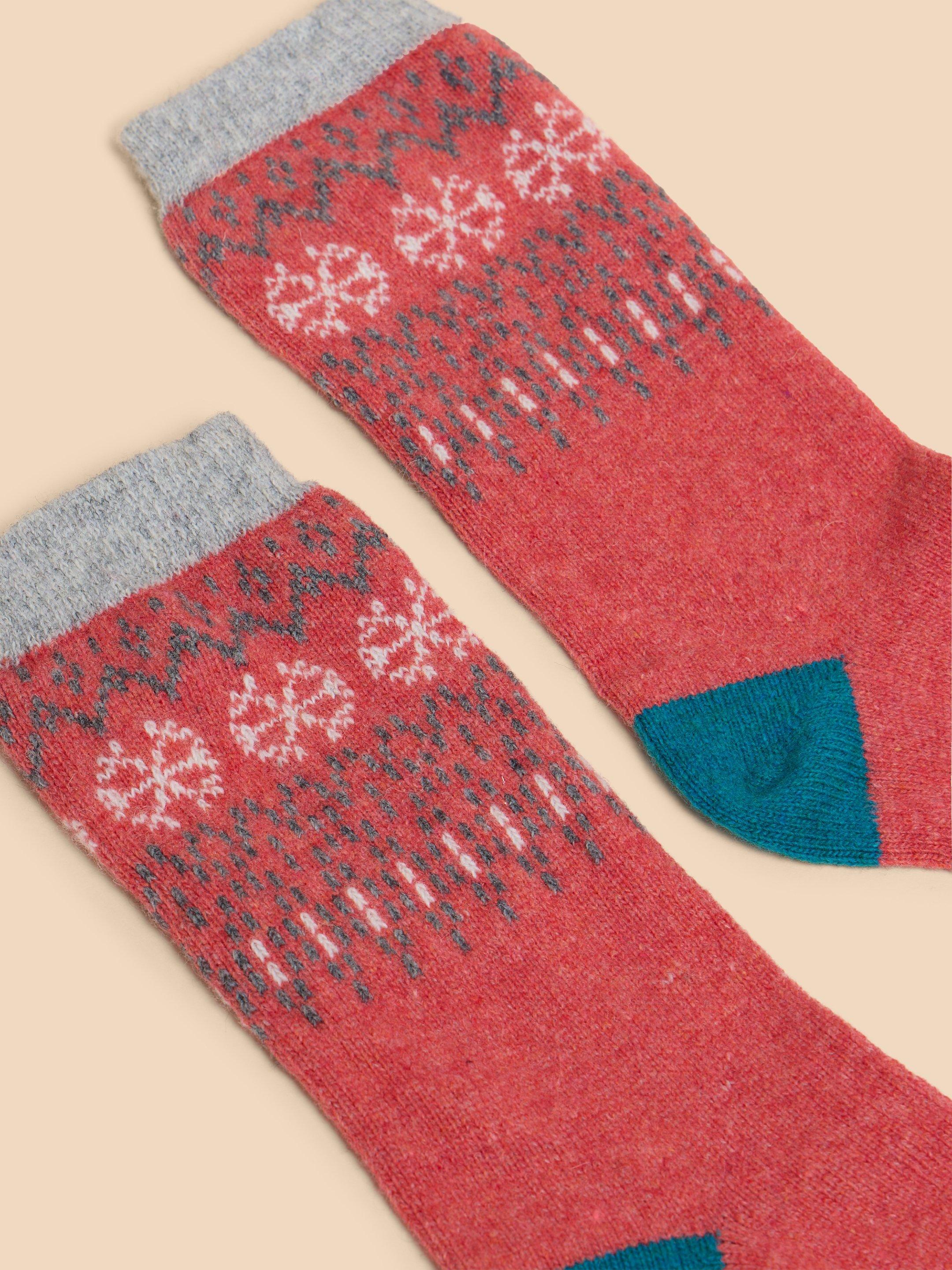 Fairisle Mix Wool Socks in MID PINK - FLAT FRONT