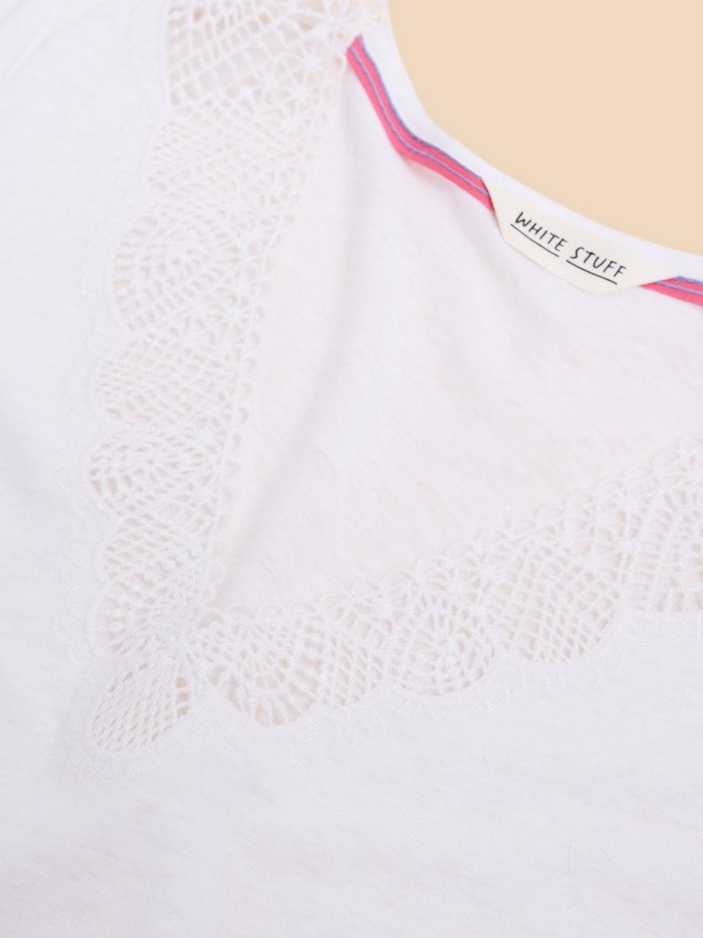 Ellie Linen Blend Lace Tee in BRIL WHITE - FLAT DETAIL