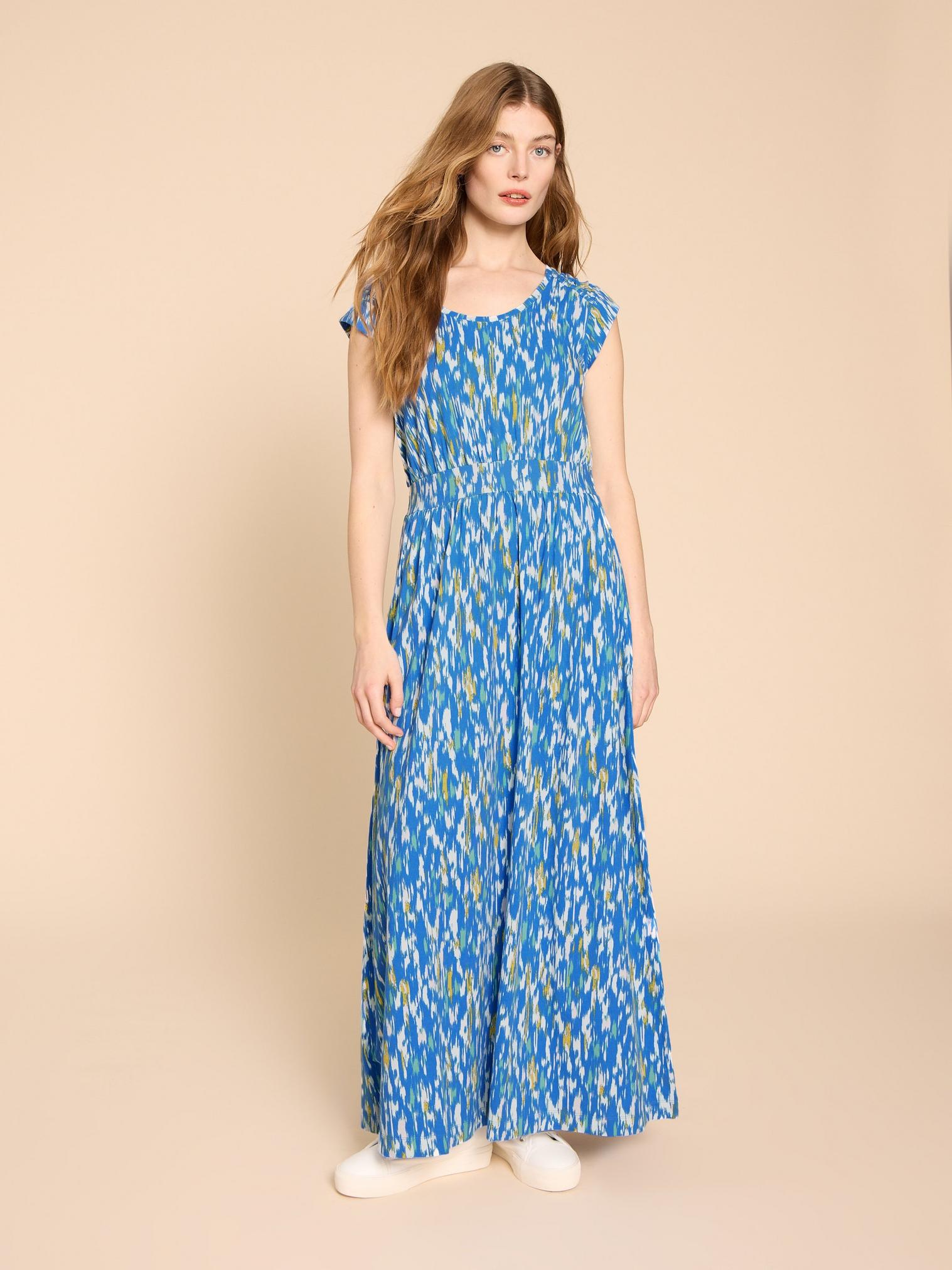 Darcie V Neck Maxi Printed Dress in BLUE PR - LIFESTYLE