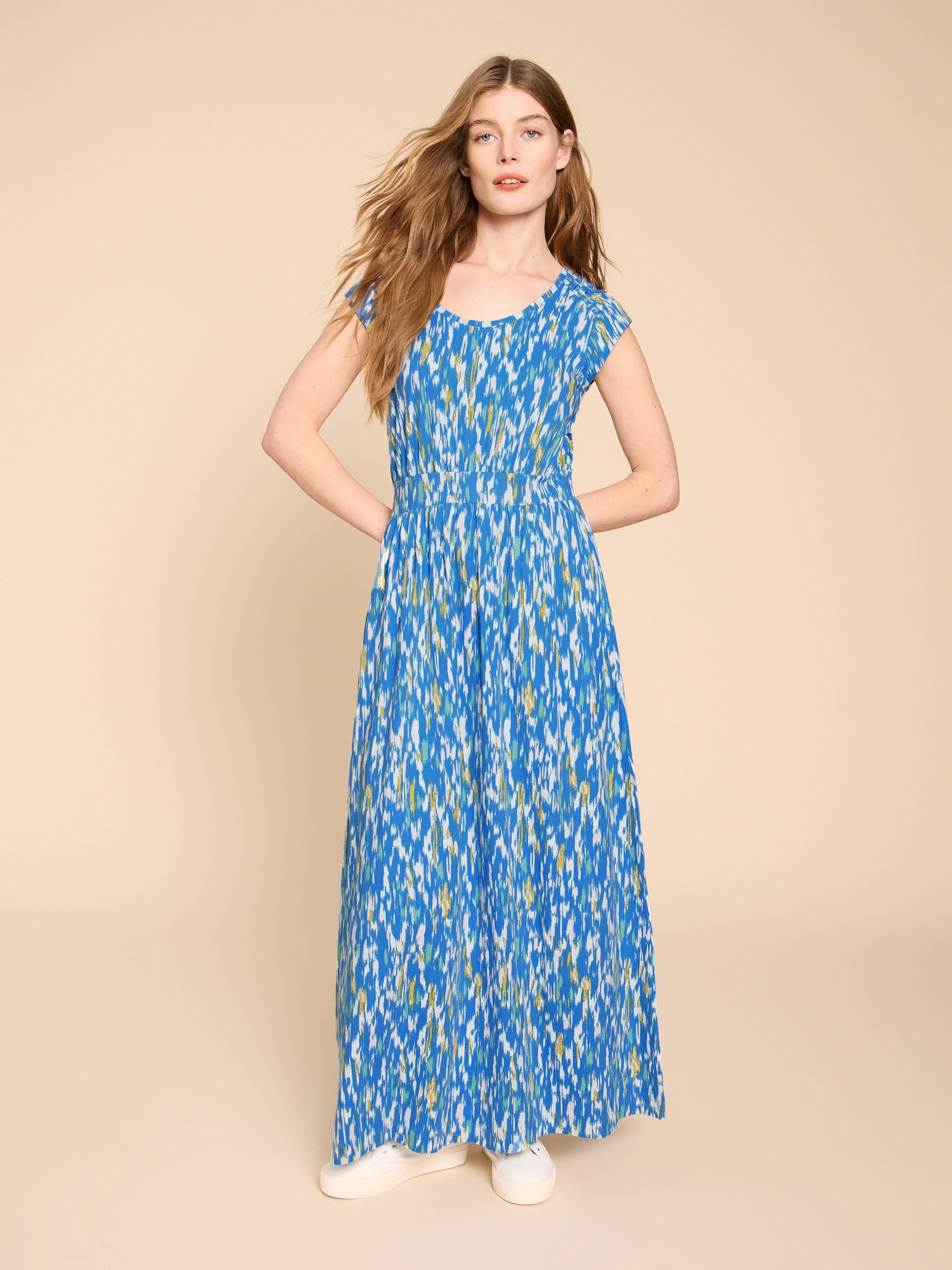 Darcie V Neck Maxi Printed Dress in BLUE PR - MODEL FRONT