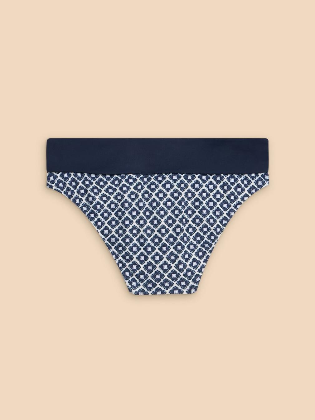 Reversible Fold Down Bottom in NAVY MULTI - FLAT BACK