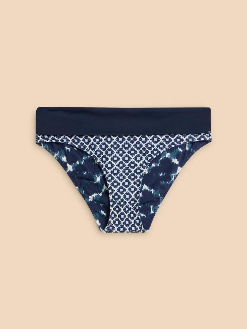 Reversible Fold Down Bottom in NAVY MULTI - FLAT FRONT