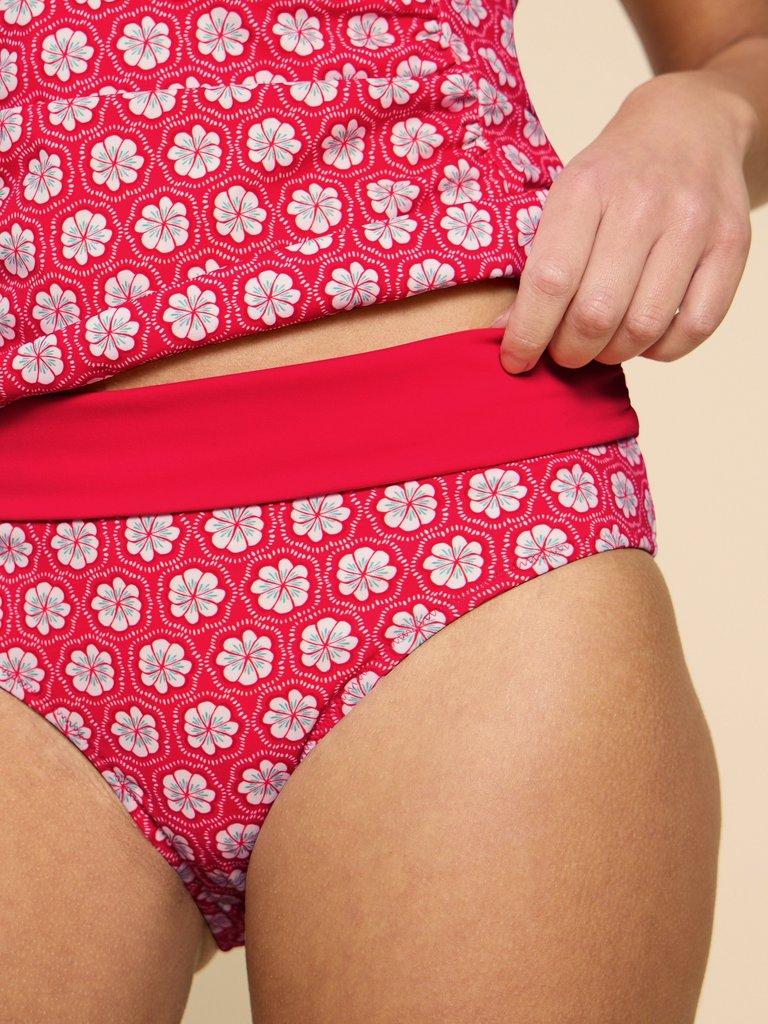 Reversible Fold Down Bottom in RED MLT - MODEL FRONT